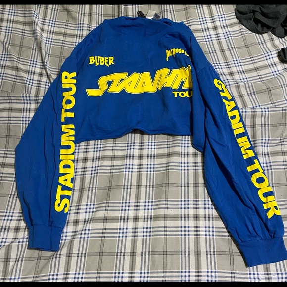 Size m to xl Clothes - Picture 14 of 16